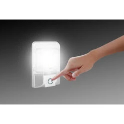 Plafoniera Brunner Auriga -Campeggio Serie plafoniera brunner auriga involucro resistente 550 lumen 48 led 17